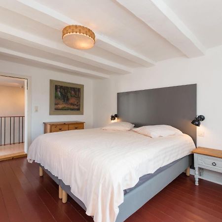 Modern Holiday Home Near River In Amelgatzen Emmerthal エクステリア 写真